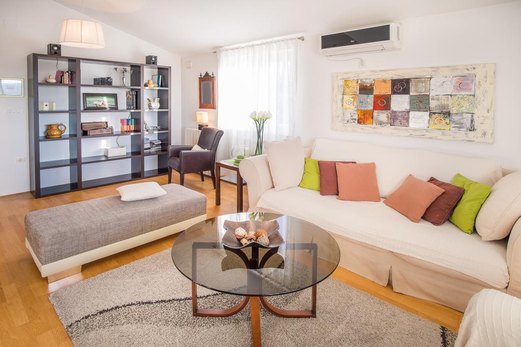 Apartment Ivana 2435 Malinska Εξωτερικό φωτογραφία